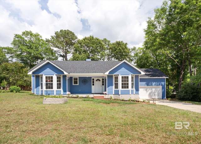 Property at 110 Meadow Cir, Daphne, AL 36526, 4 beds, 3 baths