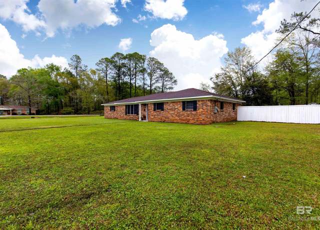 Property at 530 Love Dr, Saraland, AL 36571, 3 beds, 2 baths