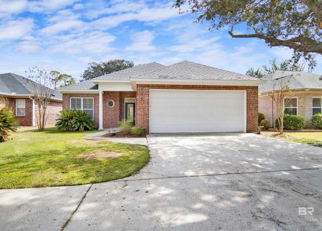 Property at 125 Lagoon Dr, Gulf Shores, AL 36542, 3 beds, 2 baths
