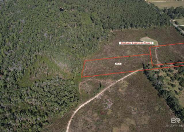 Property at 22705 Creekfront Dr, Robertsdale, AL 36567