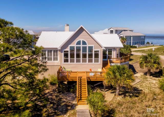 Property at 535 Barcelona Dr, Dauphin Island, AL 36528, 3 beds, 2.5 baths