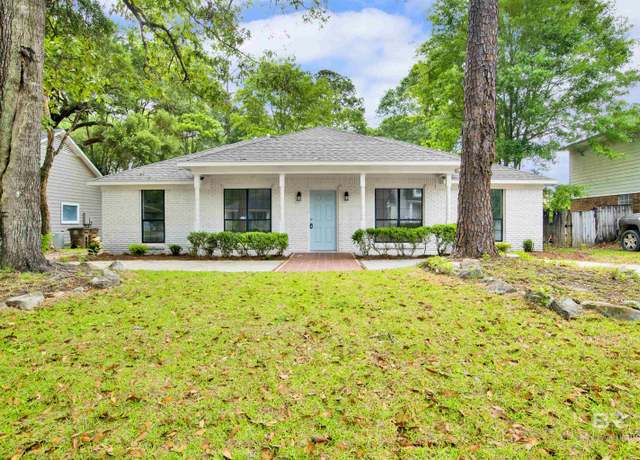 Property at 3821 W Isabel Way, Mobile, AL 36693-2514, 4 beds, 2 baths