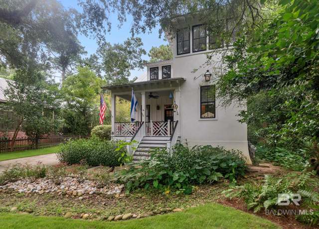 Property at 556 Johnson Ave, Fairhope, AL 36532, 4 beds, 3 baths