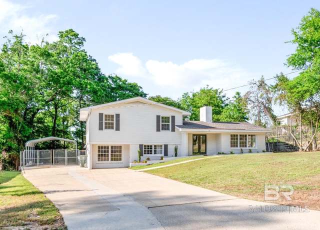 Property at 115 N Pineridge Rd, Daphne, AL 36526, 4 beds, 2.5 baths