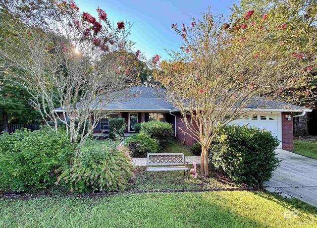 Property at 7749 Eagle Creek Dr, Daphne, AL 36526, 4 beds, 2 baths