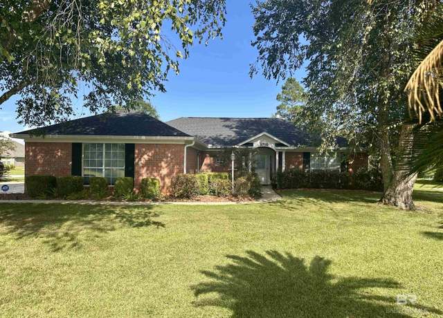 Property at 9710 Fairway Dr, Foley, AL 36535, 3 beds, 2 baths