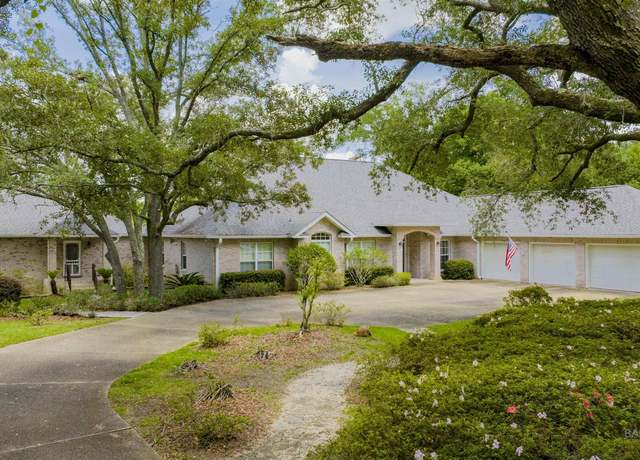 Property at 23849 Goodwyn Ct, Foley, AL 36535, 4 beds, 4 baths