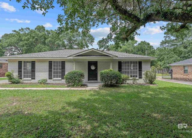 Property at 1371 Azalea Rd, Mobile, AL 36693, 3 beds, 2 baths