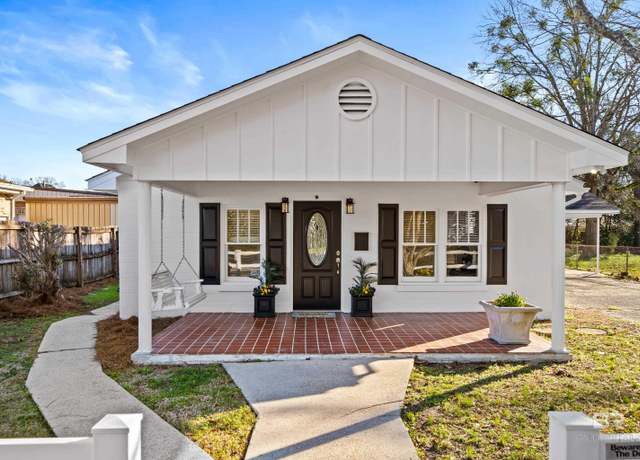 Property at 106 N White Ave, Bay Minette, AL 36507, 3 beds, 2.5 baths