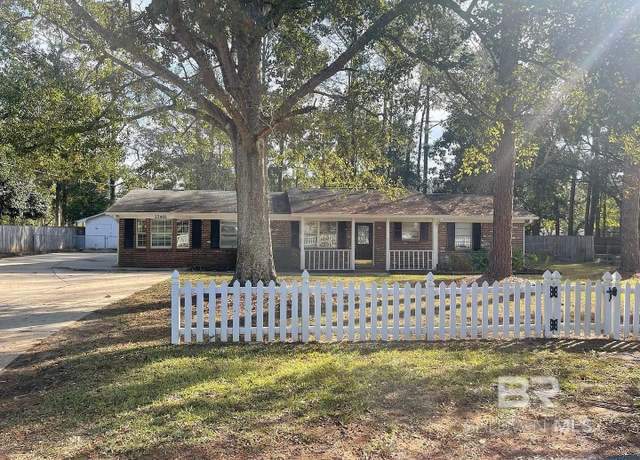 Property at 23402 Frances St, Robertsdale, AL 36567, 3 beds, 2 baths