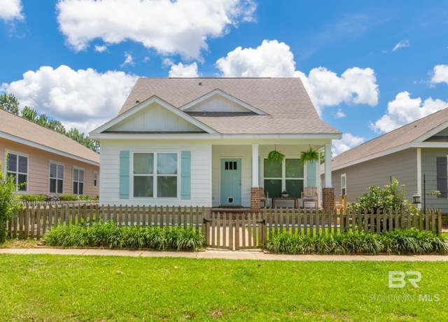 Property at 1239 Lavender Ln, Foley, AL 36535, 4 beds, 3 baths