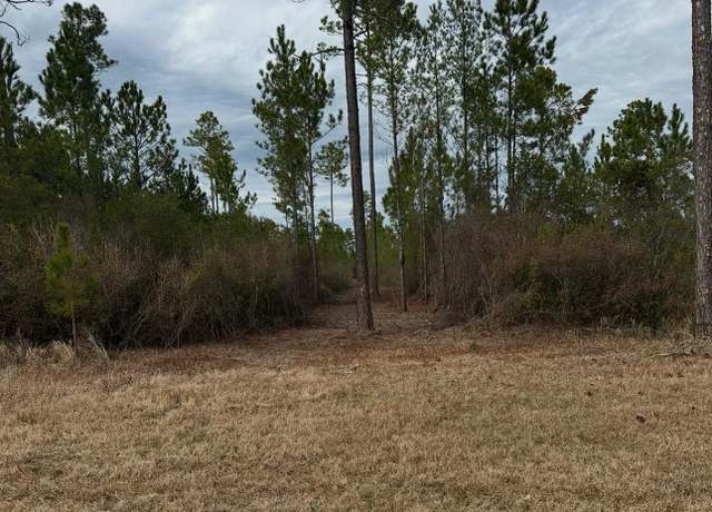 Property at 1 Hollingsworth Rd, Bay Minette, AL 36507