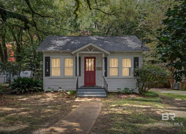 Property at 116 Mohawk St, Mobile, AL 36606, 2 beds, 1 bath