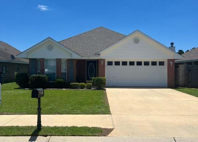 Property at 333 Plantation Ln, Gulf Shores, AL 36542, 3 beds, 2 baths