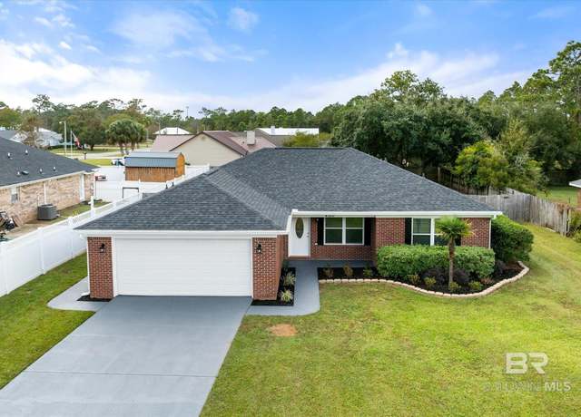 Property at 4310 Lauder Ln, Orange Beach, AL 36561, 3 beds, 2.5 baths