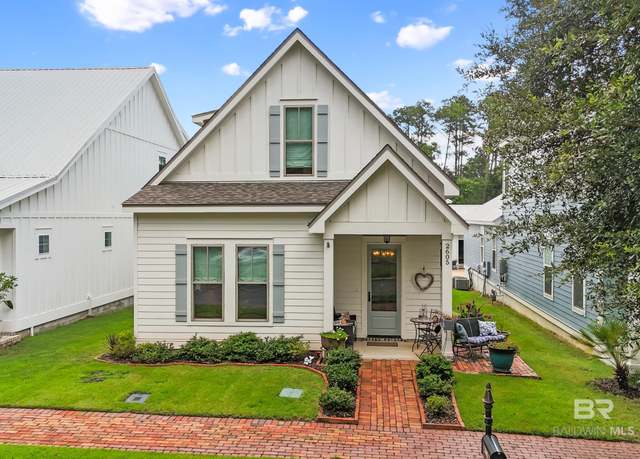 Property at 2605 Bienville Ave, Gulf Shores, AL 36542, 3 beds, 2.5 baths
