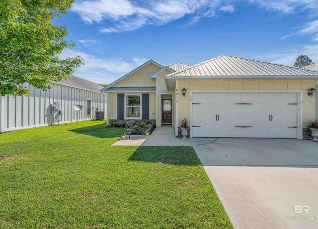 Property at 8036 Carmel Cir, Foley, AL 36535, 3 beds, 2 baths