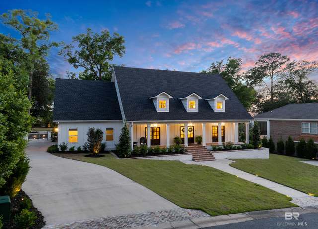 Property at 7138 Sans Souci Ln, Fairhope, AL 36532, 4 beds, 3.5 baths