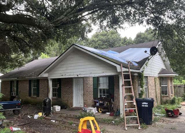 Property at 4580 Schimpfs Ln, Mobile, AL 36619, 3 beds, 2 baths