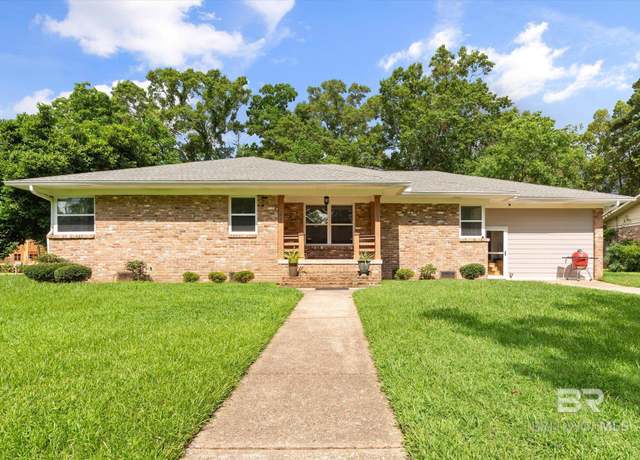 Property at 42 W Lourando Dr, Mobile, AL 36606, 4 beds, 2.5 baths