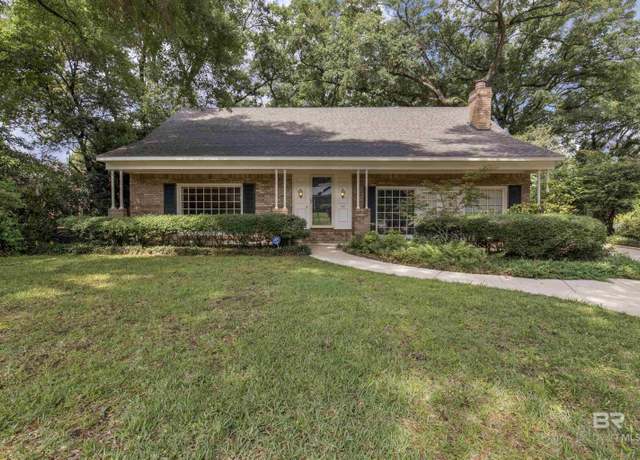 Property at 52 N Hawthorne Pl, Mobile, AL 36608, 4 beds, 3.5 baths