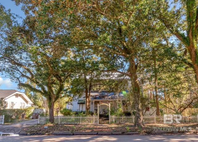 Property at 505 Michigan Ave, Mobile, AL 36604, 3 beds, 2 baths