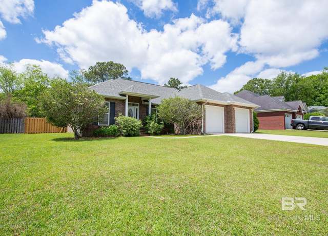 Property at 3606 Ancient Oaks Cir, Gulf Shores, AL 36542, 3 beds, 2 baths