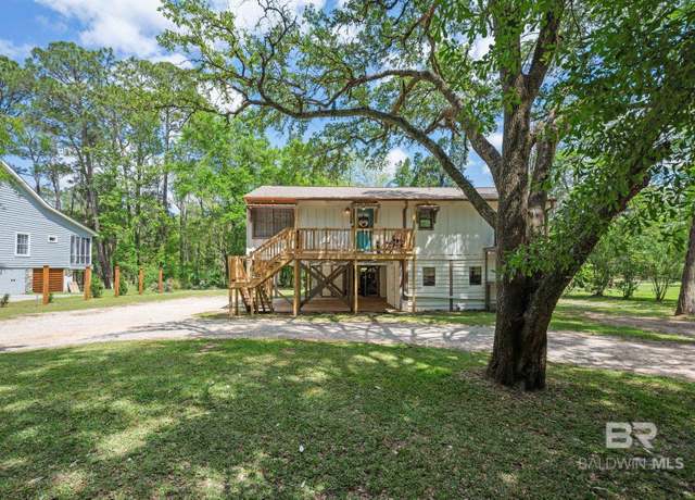 Property at 18750 Highland Dr, Fairhope, AL 36532, 3 beds, 2 baths