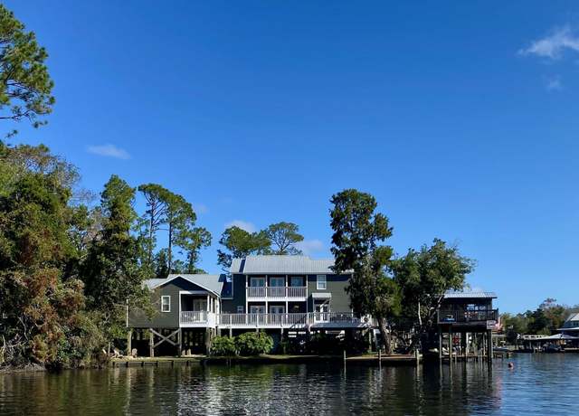 Property at 16490 E Keeney Dr, Fairhope, AL 36532, 4 beds, 3.5 baths