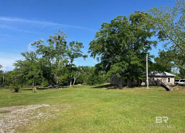 Property at 13827 County Road 83, Elberta, AL 36530, 3 beds, 2 baths