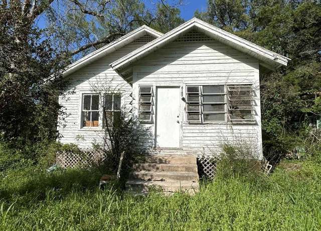 Property at 3142 W Turner Rd, Whistler, AL 36612, 2 beds, 1 bath