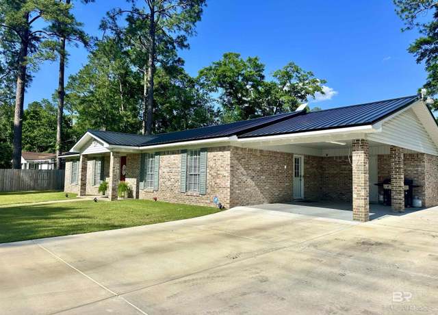 Property at 1612 Brookwood Dr, Brewton, AL 36426, 3 beds, 2 baths