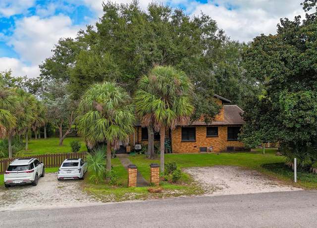Property at 531 W Laurel Ave, Foley, AL 36535, 6 beds, 6 baths