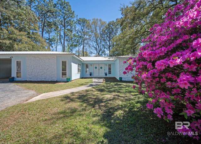 Property at 118 Leigh Cir, Daphne, AL 36526, 3 beds, 2.5 baths
