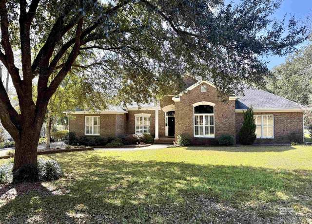 Property at 253 Blue Island St, Fairhope, AL 36532, 5 beds, 4.5 baths
