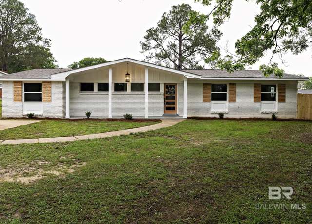 Property at 5922 Sunnyside Dr, Mobile, AL 36619, 4 beds, 3 baths