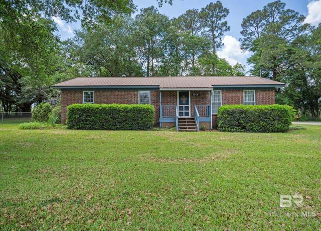 Property at 22607 Circle Dr, Robertsdale, AL 36567, 3 beds, 2 baths