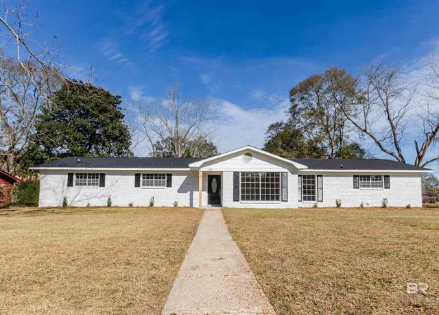 Property at 404 Joseph Dr, Satsuma, AL 36572, 4 beds, 2 baths