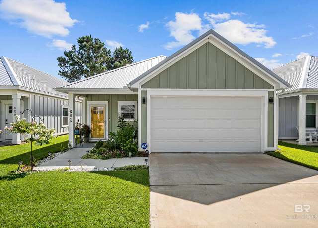 Property at 8076 Carmel Cir, Foley, AL 36535, 3 beds, 2 baths