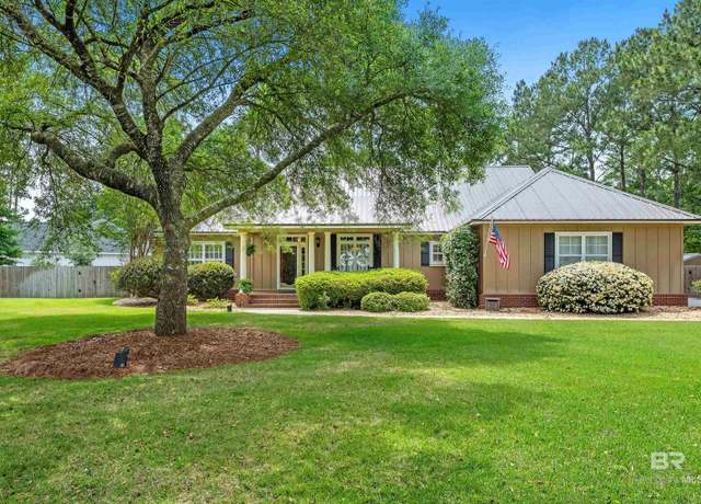 Property at 5299 Beatrice Rd, Gulf Shores, AL 36542, 3 beds, 2.5 baths