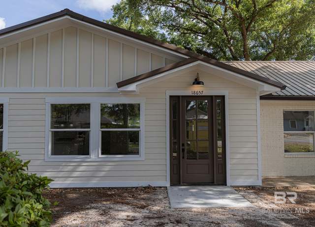 Property at 18657 Wilters St, Robertsdale, AL 36567, 4 beds, 3 baths