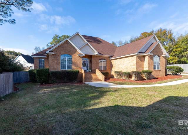 Property at 6436 W Cherry Ridge Ct, Mobile, AL 36695, 3 beds, 3 baths