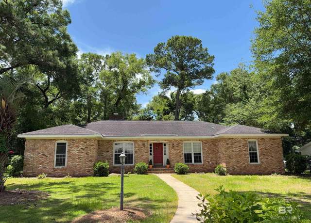 Property at 332 Bay Hill Dr, Daphne, AL 36526, 4 beds, 3 baths