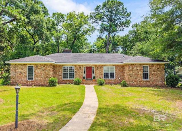 Property at 332 Bay Hill Dr, Daphne, AL 36526, 4 beds, 3 baths