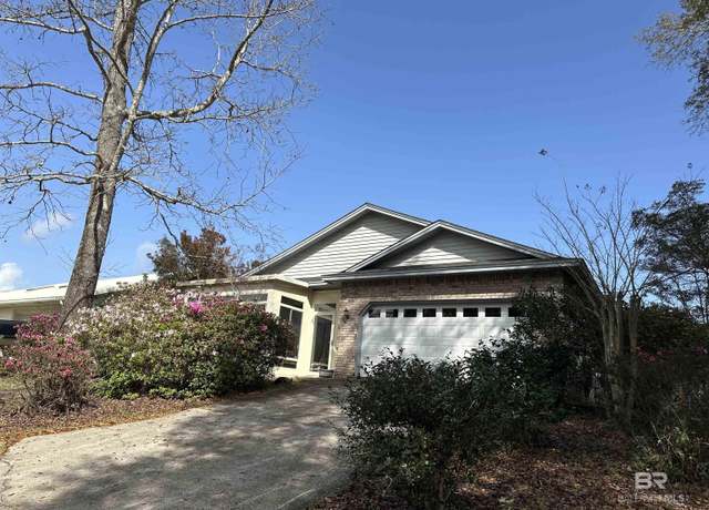 Property at 2201 Club House Dr, Lillian, AL 36549, 3 beds, 2 baths