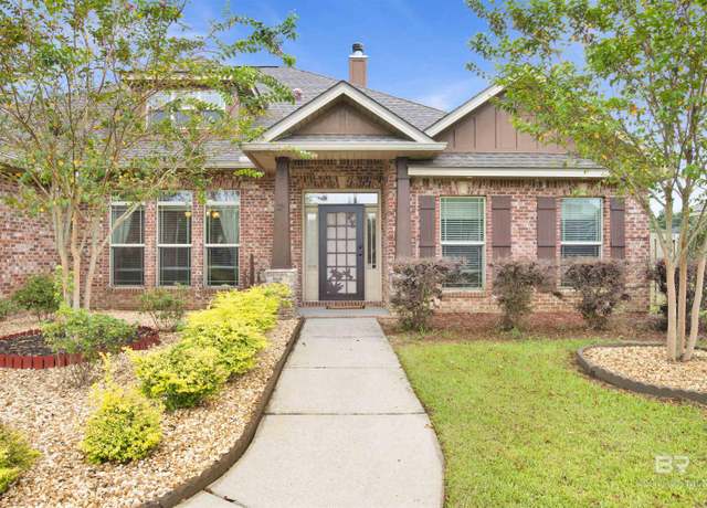 Property at 306 Wakefield Ave, Fairhope, AL 36532, 4 beds, 3 baths