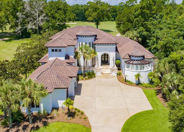 Property at 121 Augusta Ct, Fairhope, AL 36532, 4 beds, 5.5 baths