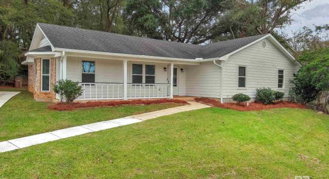 Photo of 7000 S Woodlea Dr, Mobile, AL 36695