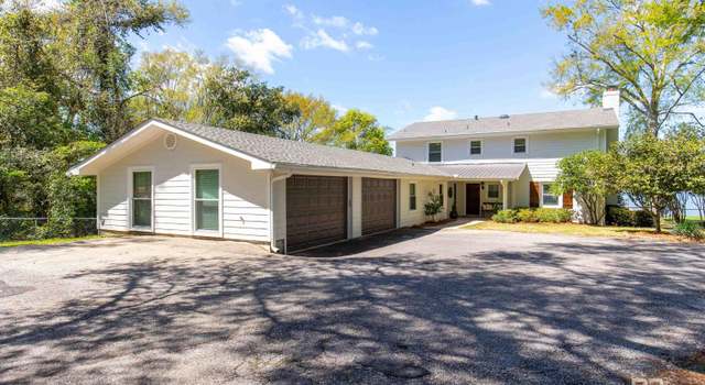 Photo of 3070 Riverside Dr, Mobile, AL 36605