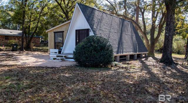 Photo of 16390 Juniper Ln, Summerdale, AL 36580